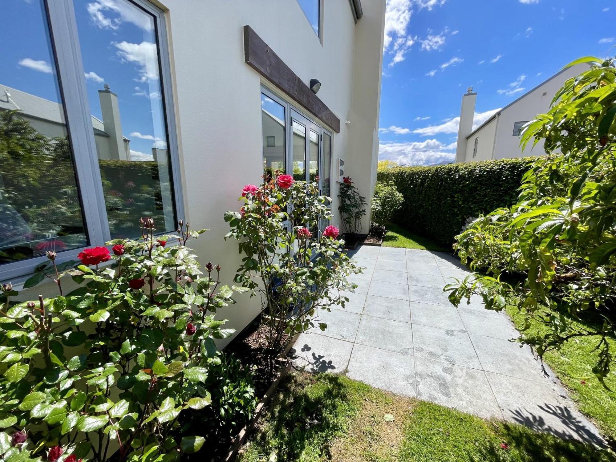 A Home Away From Home In Wanaka Esterno foto